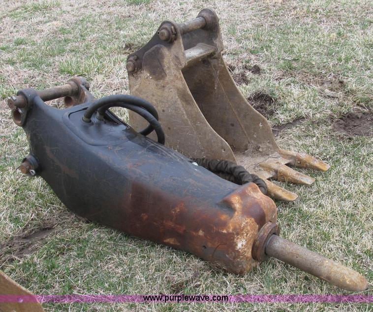 image for item G2339 2012 Caterpillar 305E CR series 4 mini hydraulic excavator