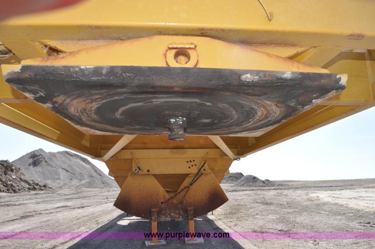 image for item G6442 1987 Midland belly dump trailer