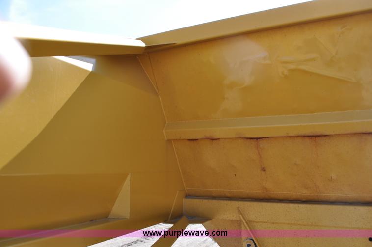 image for item G6442 1987 Midland belly dump trailer