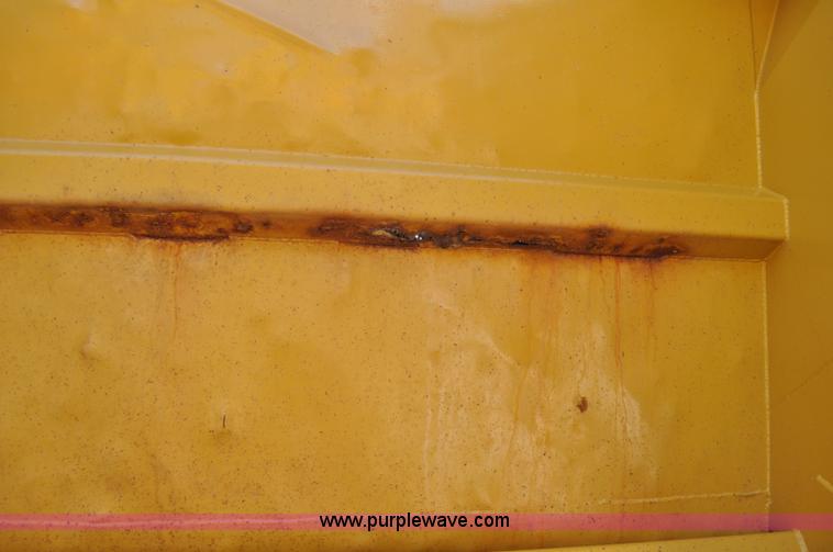 image for item G6442 1987 Midland belly dump trailer