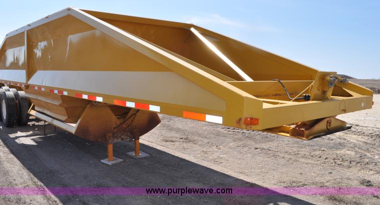 image for item G6442 1987 Midland belly dump trailer