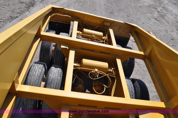 1987 Midland belly dump trailer in Chadron, NE Item G6442 sold Purple Wave