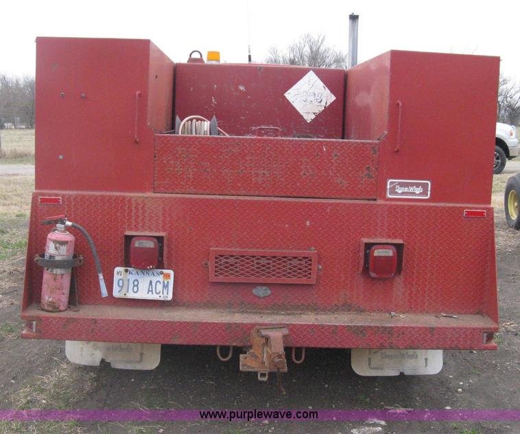 image for item G8466 1990 Ford F700 service truck