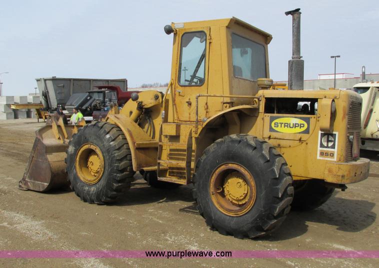 image for item G8794 1965 Caterpillar 950 wheel loader