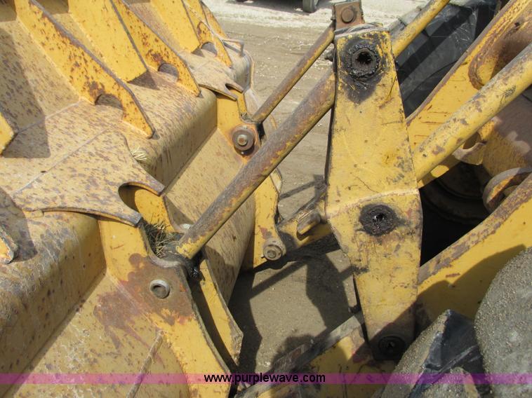 image for item G8794 1965 Caterpillar 950 wheel loader