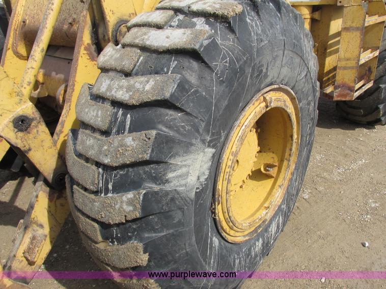 image for item G8794 1965 Caterpillar 950 wheel loader