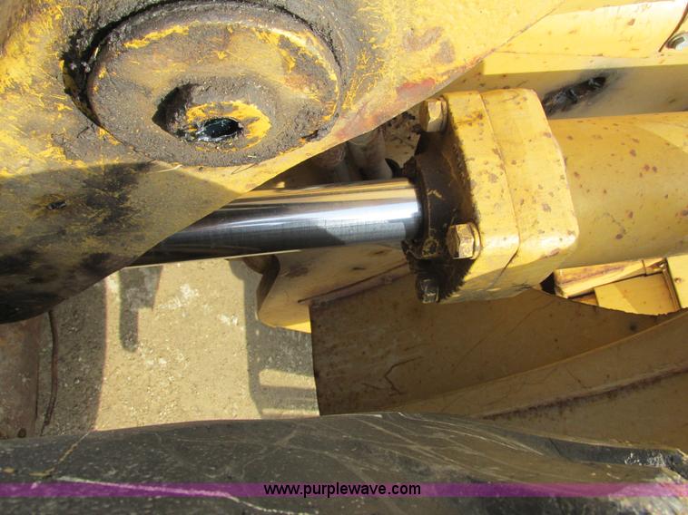 image for item G8794 1965 Caterpillar 950 wheel loader