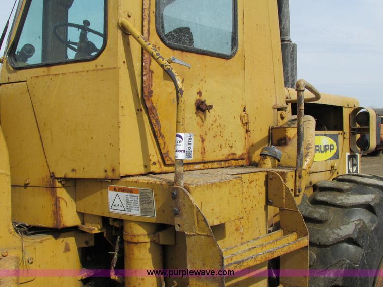 image for item G8794 1965 Caterpillar 950 wheel loader