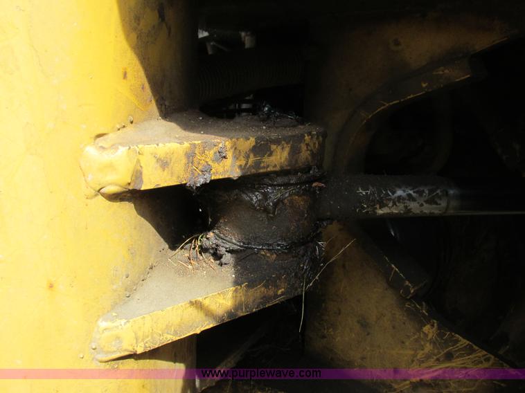 image for item G8794 1965 Caterpillar 950 wheel loader