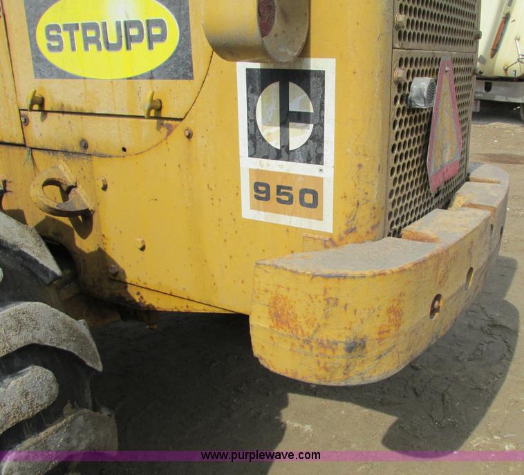 image for item G8794 1965 Caterpillar 950 wheel loader