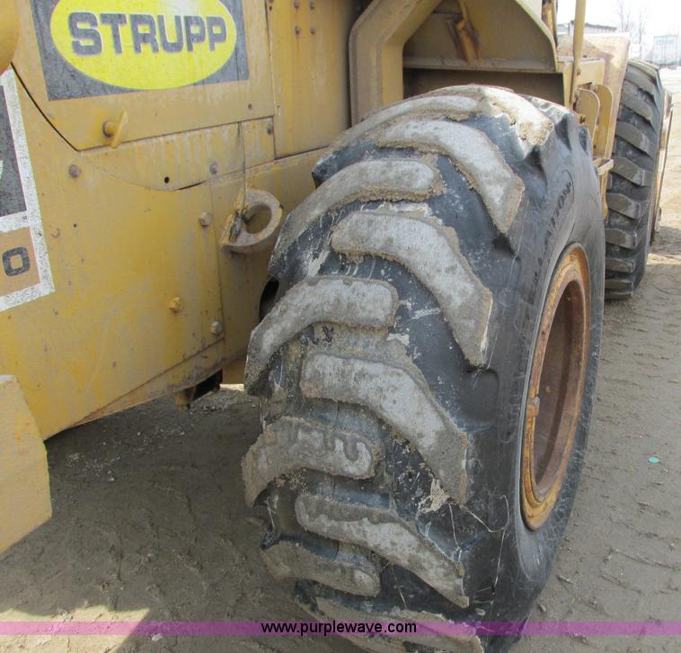 image for item G8794 1965 Caterpillar 950 wheel loader