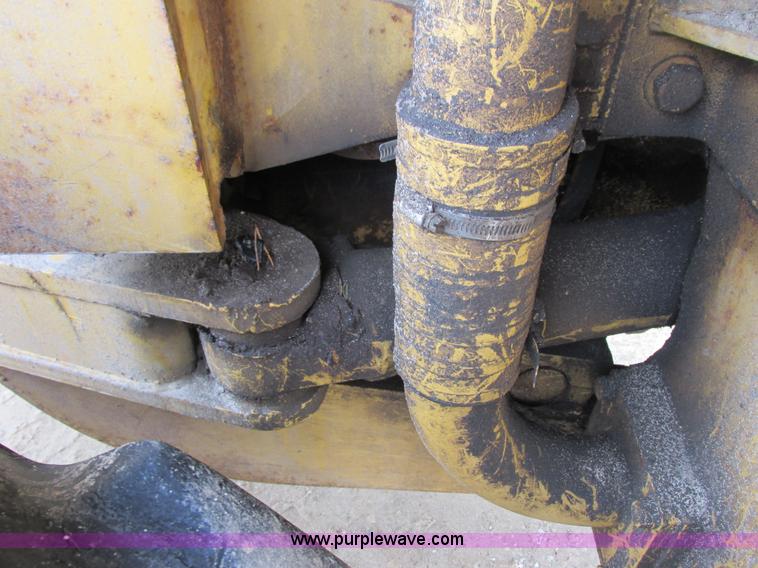 image for item G8794 1965 Caterpillar 950 wheel loader