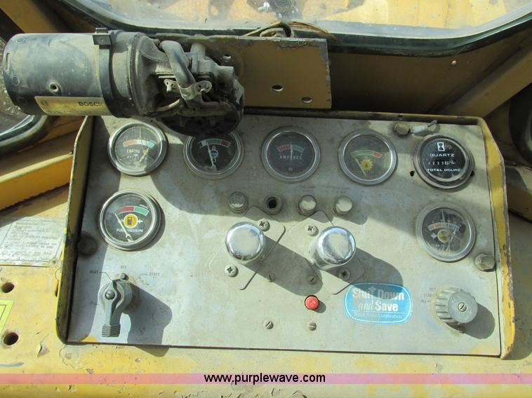 image for item G8794 1965 Caterpillar 950 wheel loader