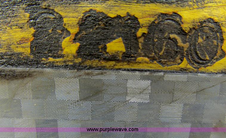 image for item G8796 1979 Hyster lowboy trailer