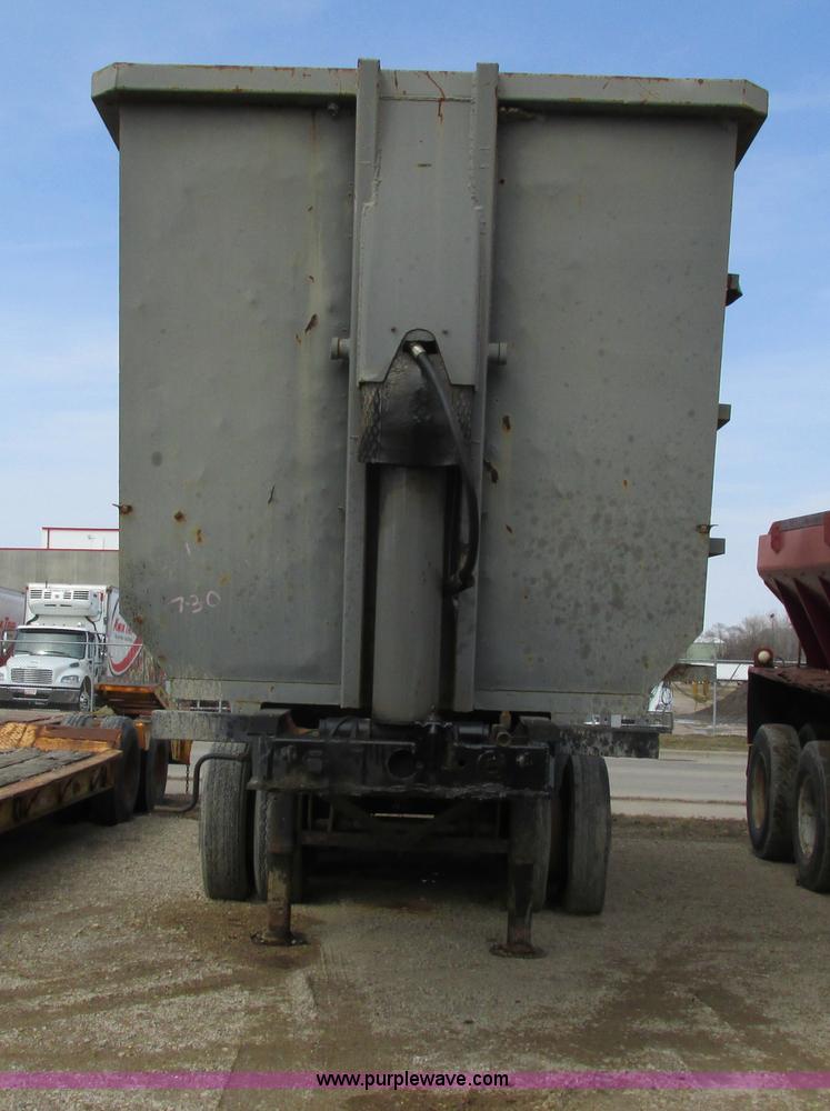 image for item G8797 1968 Fruehauf triple axle end dump trailer
