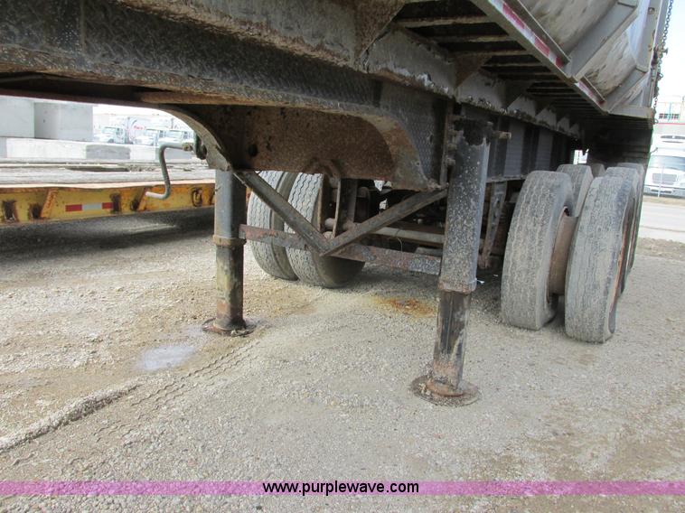 image for item G8797 1968 Fruehauf triple axle end dump trailer
