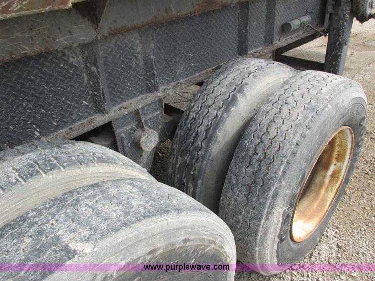 image for item G8797 1968 Fruehauf triple axle end dump trailer