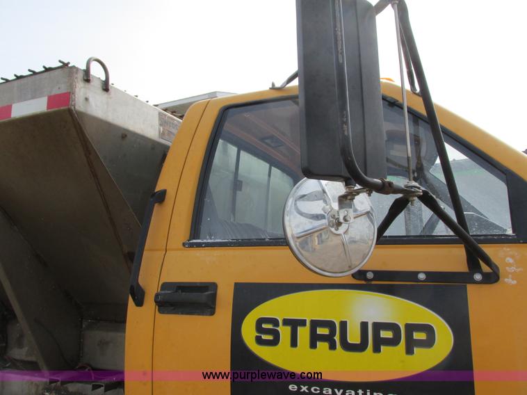 image for item G8799 1991 Chevrolet Kodiak salt spreader truck