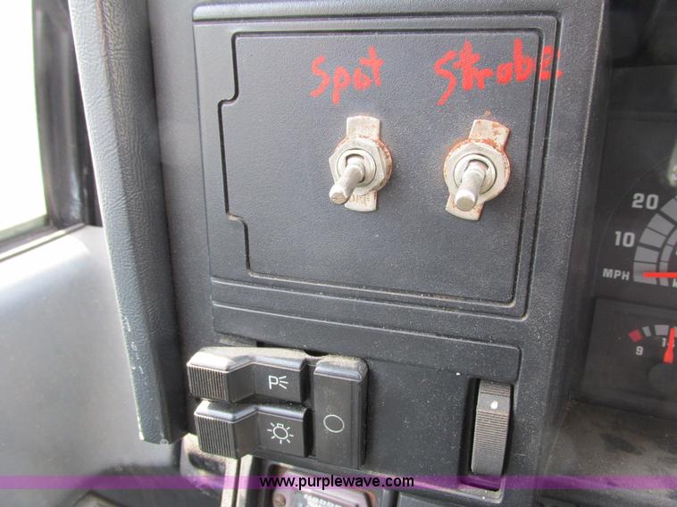 image for item G8799 1991 Chevrolet Kodiak salt spreader truck