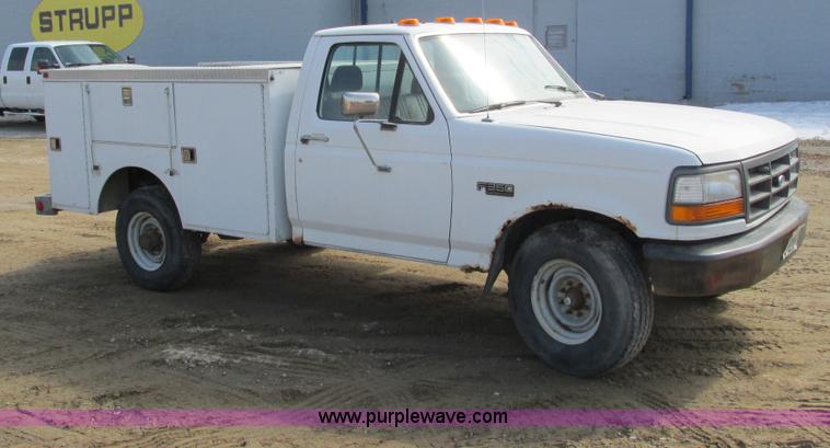 image for item G8800 1992 Ford F350 utility truck