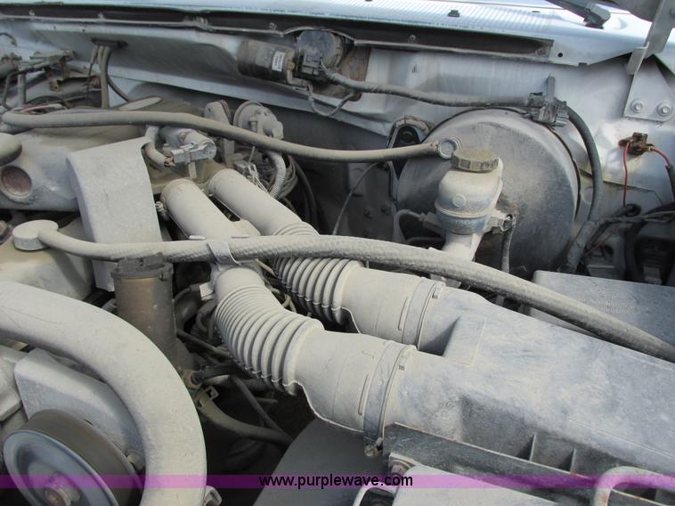 image for item G8800 1992 Ford F350 utility truck