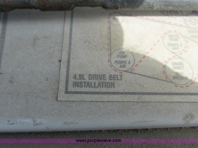 image for item G8800 1992 Ford F350 utility truck