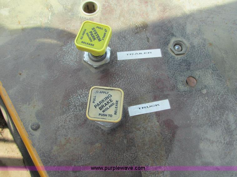 image for item G8801 1987 Ottawa spotter truck