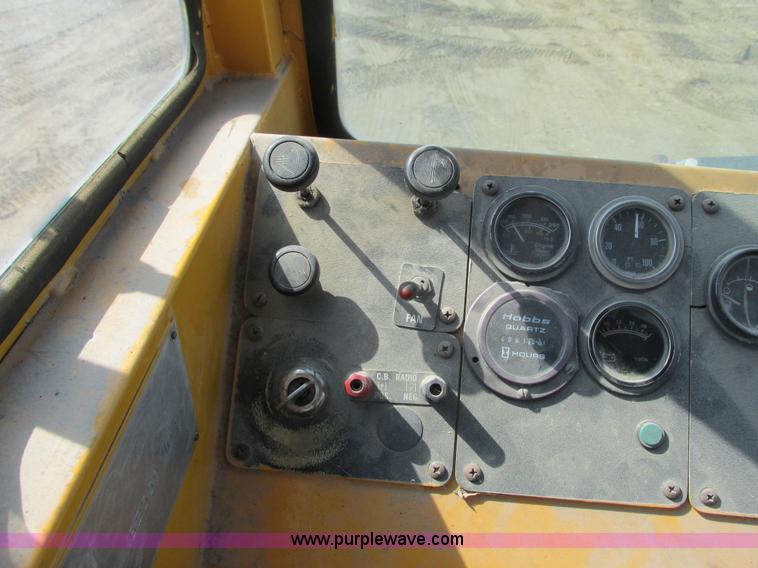 image for item G8801 1987 Ottawa spotter truck