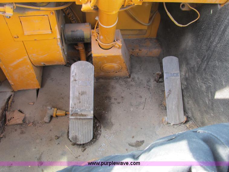 image for item G8801 1987 Ottawa spotter truck