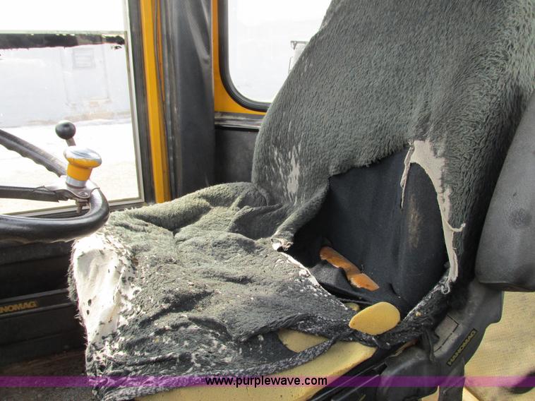 image for item G8805 1986 Hanomag 55D wheel loader