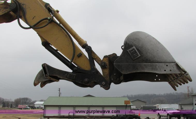 image for item G8808 1999 Caterpillar 307B excavator