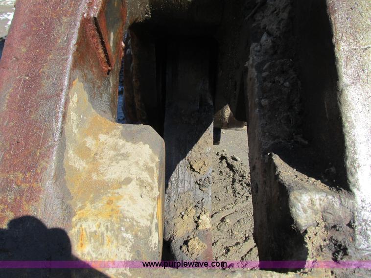 image for item G8810 Liebherr R954B HD Litronic excavator