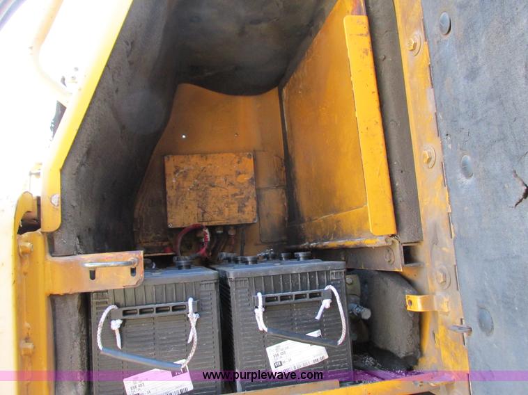 image for item G8810 Liebherr R954B HD Litronic excavator