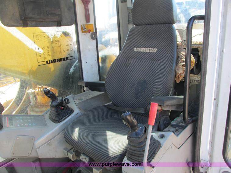 image for item G8810 Liebherr R954B HD Litronic excavator