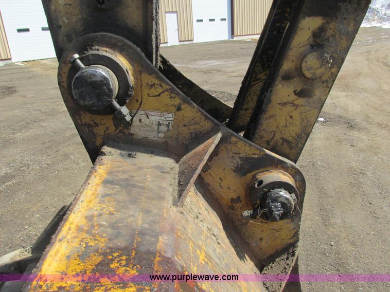 image for item G8811 1998 Caterpillar 330BL excavator