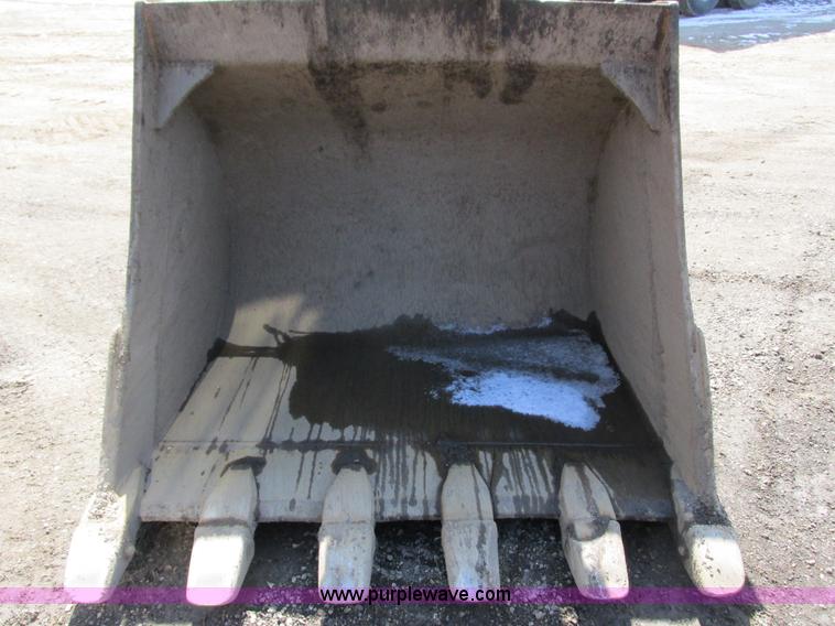 image for item G8811 1998 Caterpillar 330BL excavator