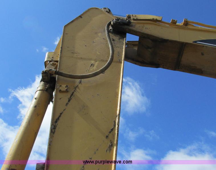 image for item G8811 1998 Caterpillar 330BL excavator