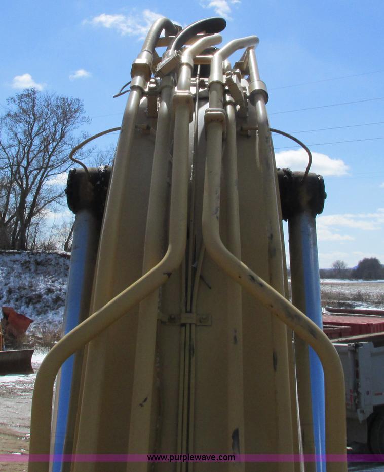 image for item G8811 1998 Caterpillar 330BL excavator