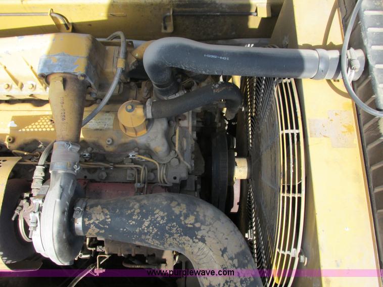 image for item G8811 1998 Caterpillar 330BL excavator