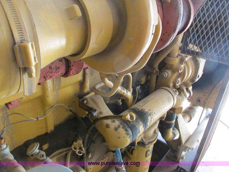 image for item G8814 Caterpillar 3406 260kW generator set with 1988 Great Dane trailer