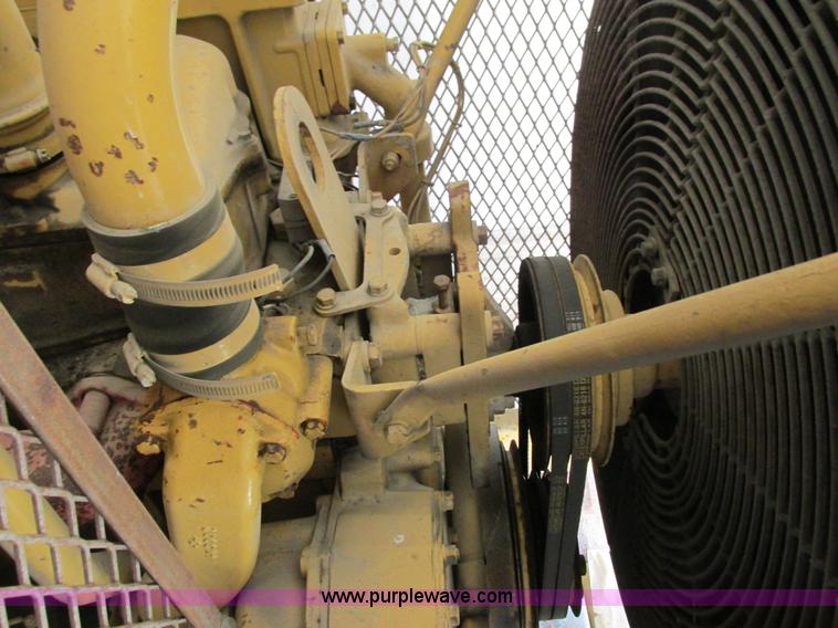 image for item G8814 Caterpillar 3406 260kW generator set with 1988 Great Dane trailer