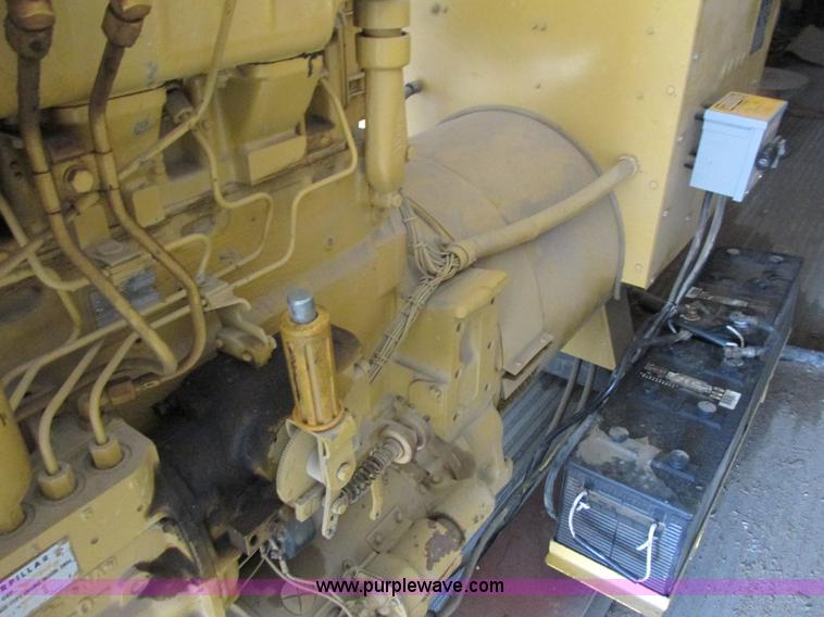 image for item G8814 Caterpillar 3406 260kW generator set with 1988 Great Dane trailer