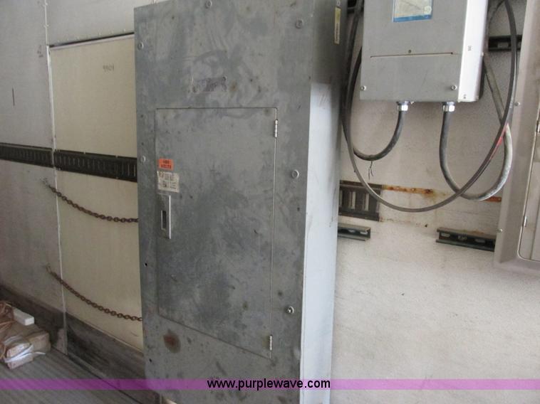 image for item G8814 Caterpillar 3406 260kW generator set with 1988 Great Dane trailer