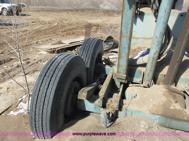 image for item G8816 Powerscreen Commander sand screen