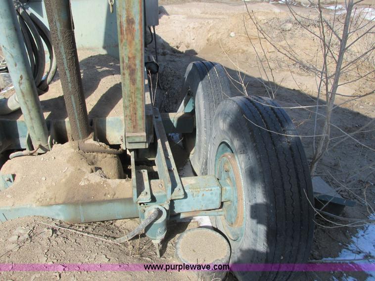 image for item G8816 Powerscreen Commander sand screen