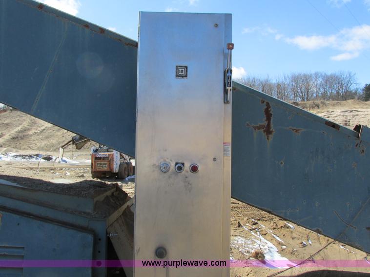 image for item G8816 Powerscreen Commander sand screen