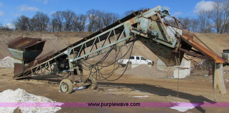 image for item G8818 Powerscreen Chieftain sand screen