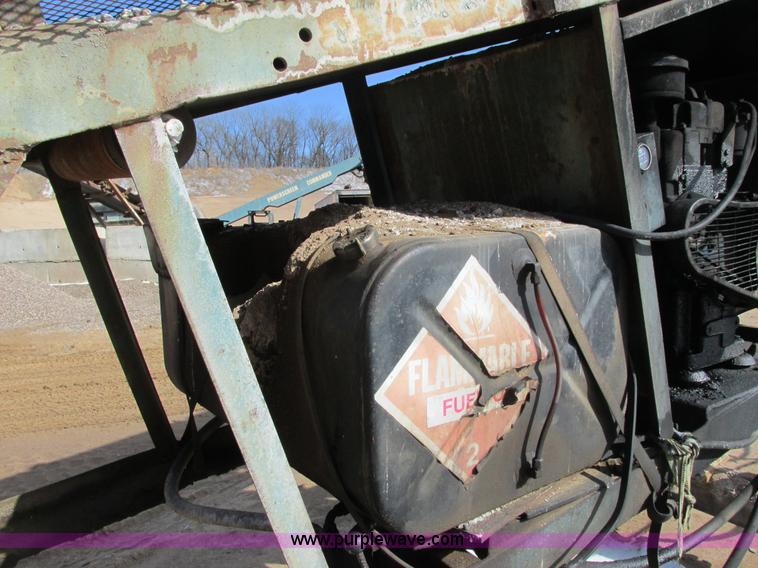 image for item G8818 Powerscreen Chieftain sand screen