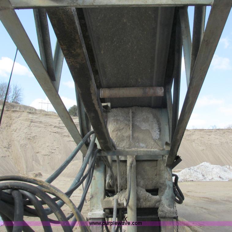 image for item G8818 Powerscreen Chieftain sand screen