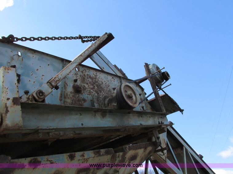 image for item G8818 Powerscreen Chieftain sand screen